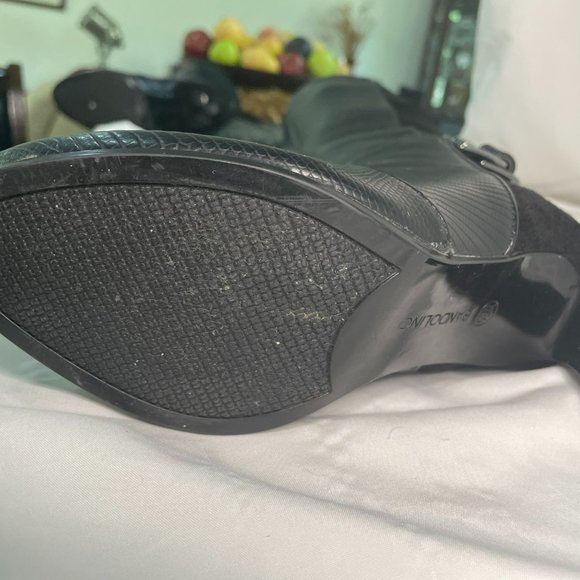 Bandolino Women’s Footware Delfie Buckled Stiletto Boots - Picture 5 of 5